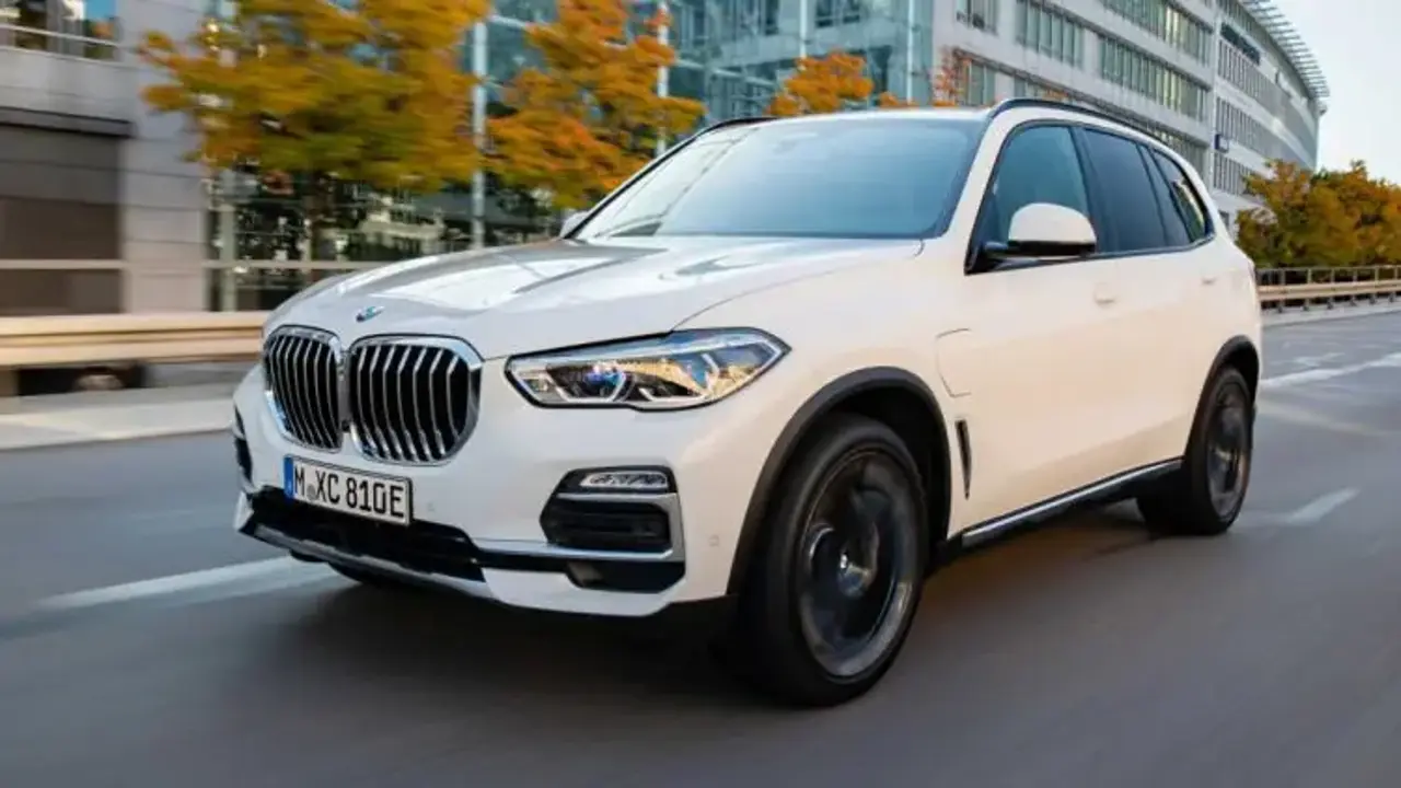 BMW'yi tahtından etti! En güçlü araçlar belli oldu