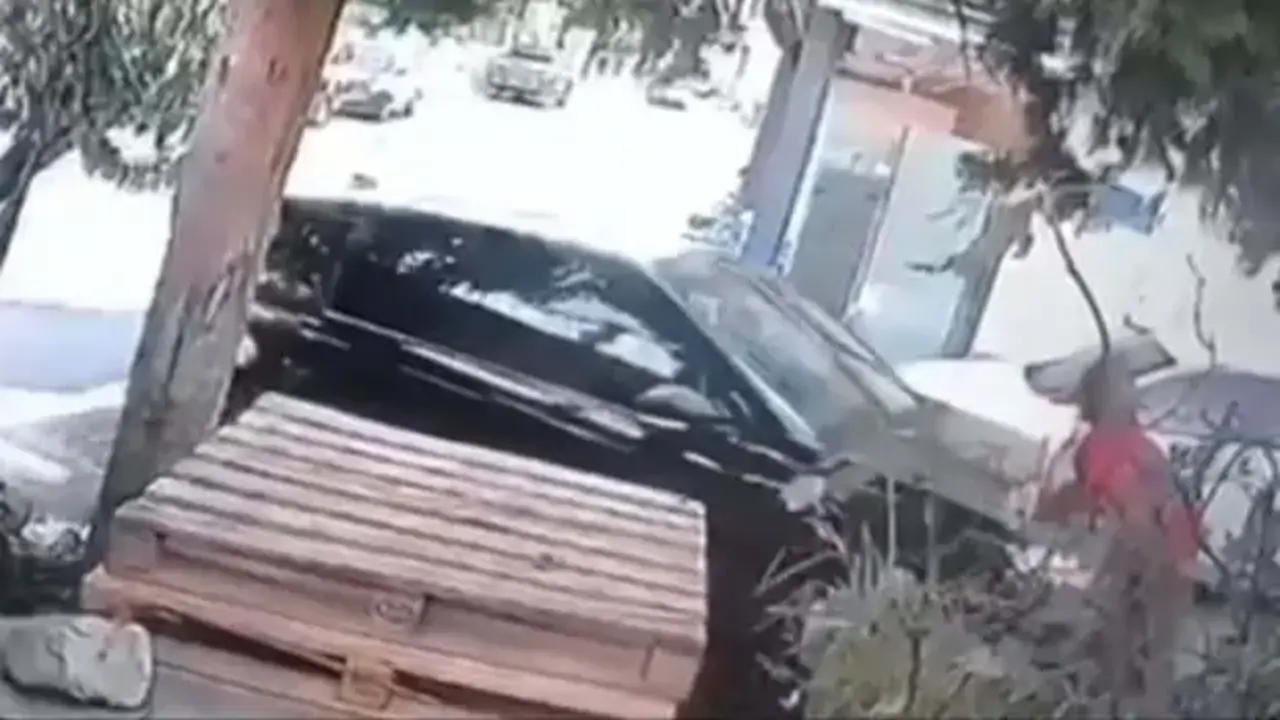 Bodrum'da kahreden ölüm: Sokakta yürüyen kadına cip çarptı