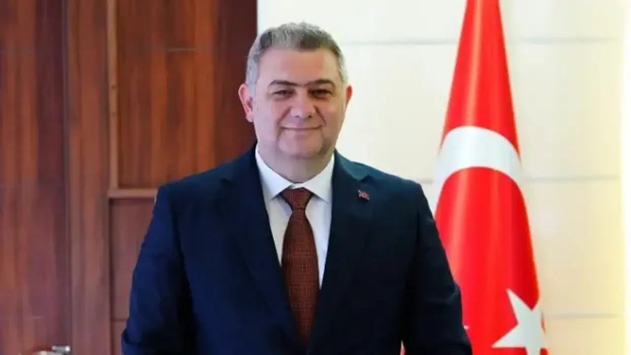 Bolu Belediyesi Başkan Vekili Mehmet Tuna Özcan partisinden istifa etti
