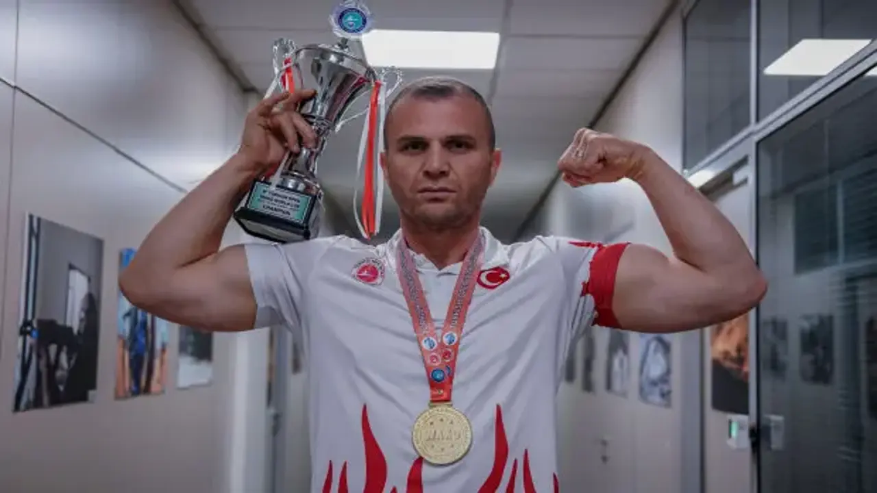 Bunu başaran ilk Türk sporcu: Hiç maç yapmadan şampiyon oldu
