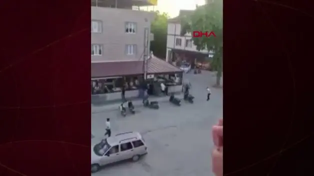 Bursa sokaklarında ıstakalı kemerli kavga