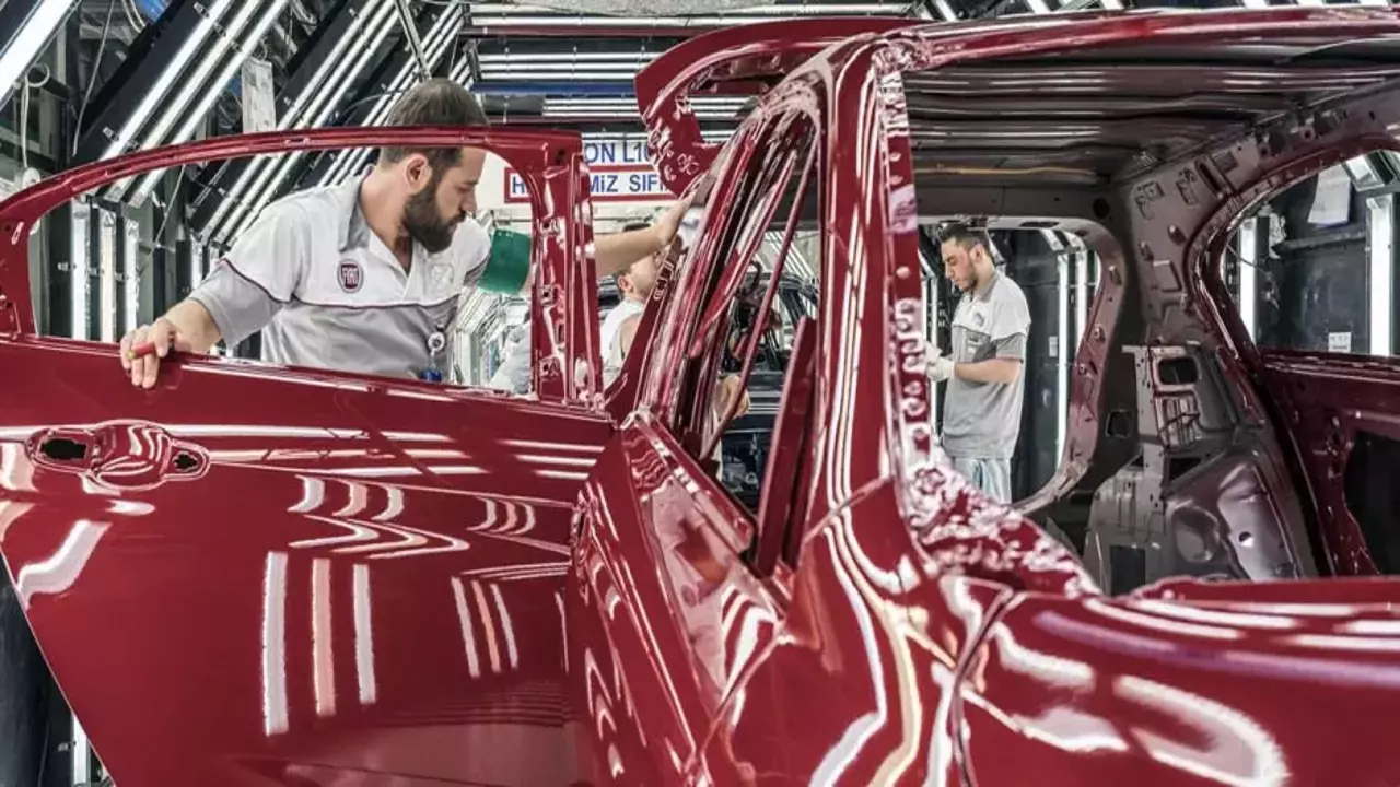 Bursa'da üretilen her iki otomobilden biri ihraç edildi