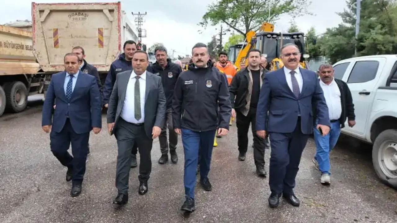 Büyükşehir, Birecik'te afetin yaralarını hızlı bir şekilde sarıyor