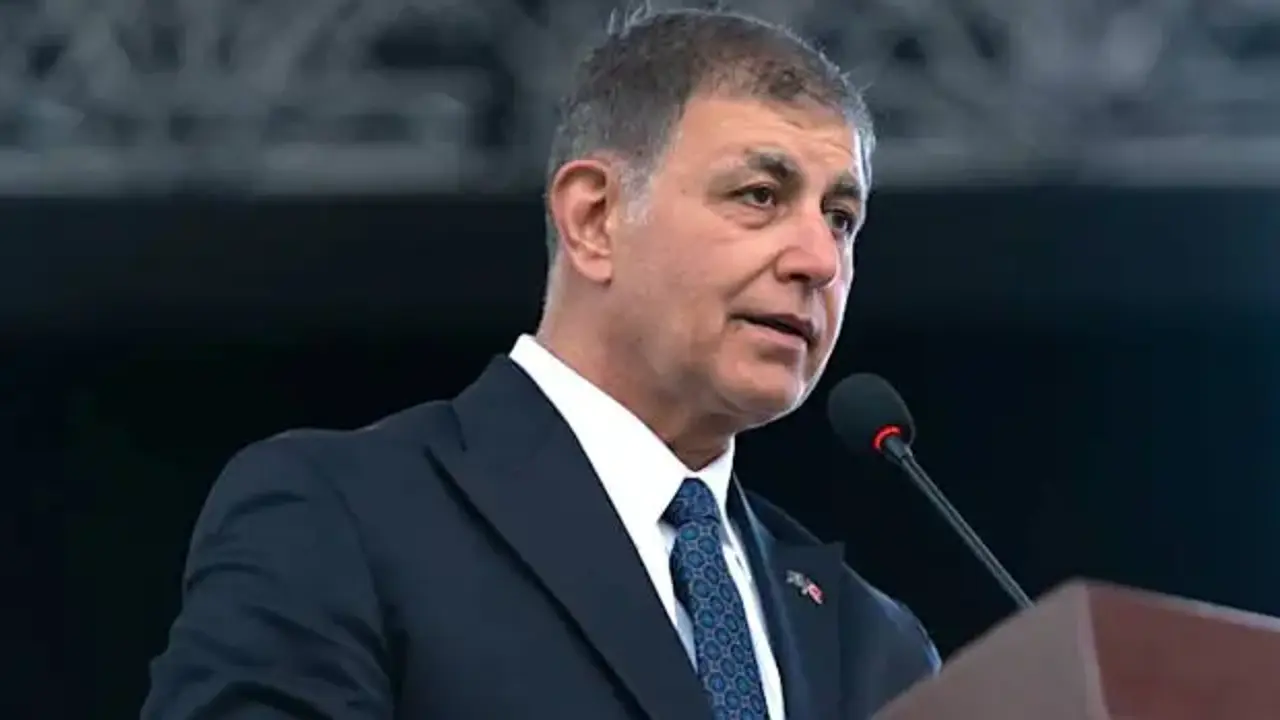 Cemil Tugay'dan kadro değişikliği sorusuna yanıt! Kararını duyurdu