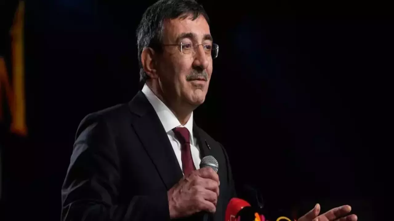 Cevdet Yılmaz'dan yapay zeka açıklaması: Ekonomik rekabetin belirleyici unsurlarından biri