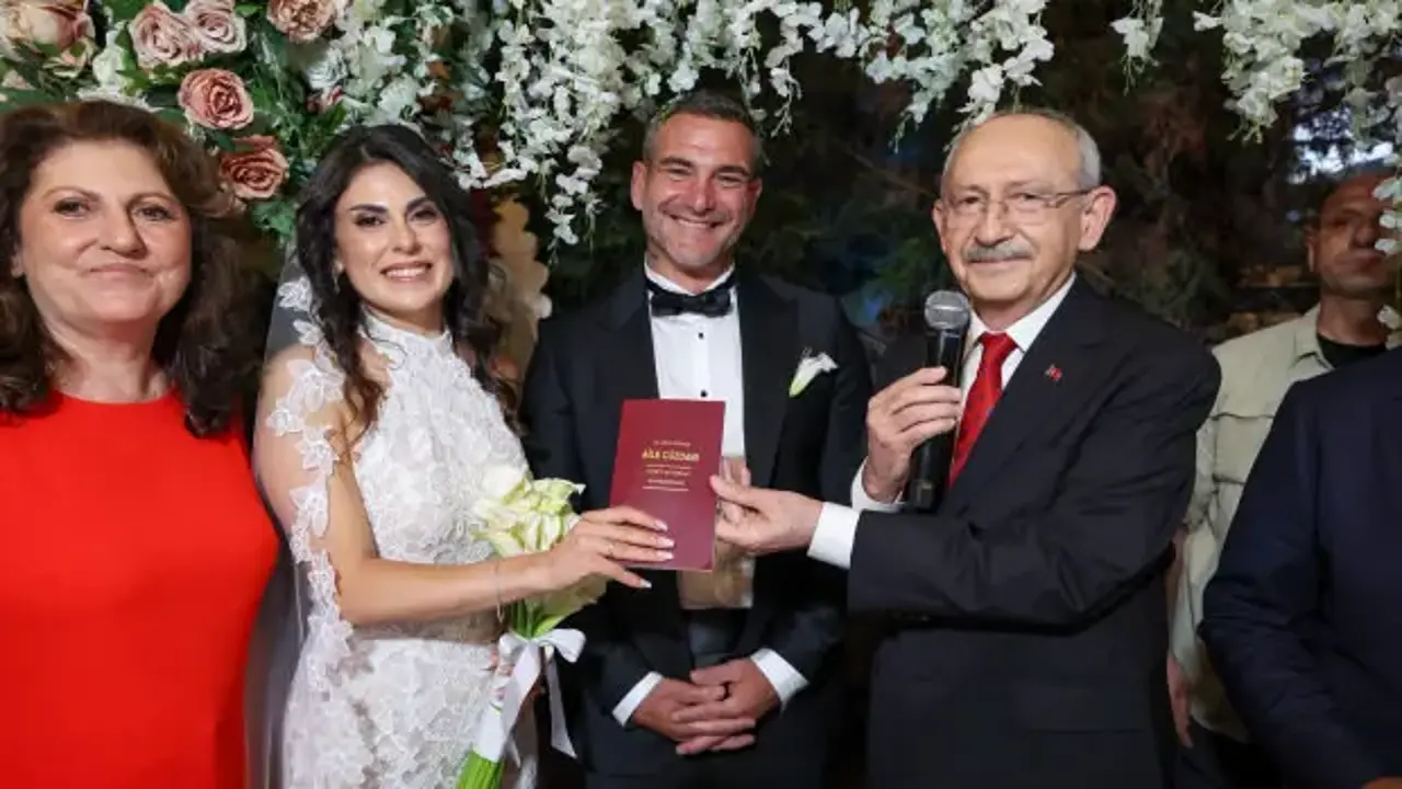 CHP lideri Kemal Kılıçdaroğlu nikah şahidi oldu