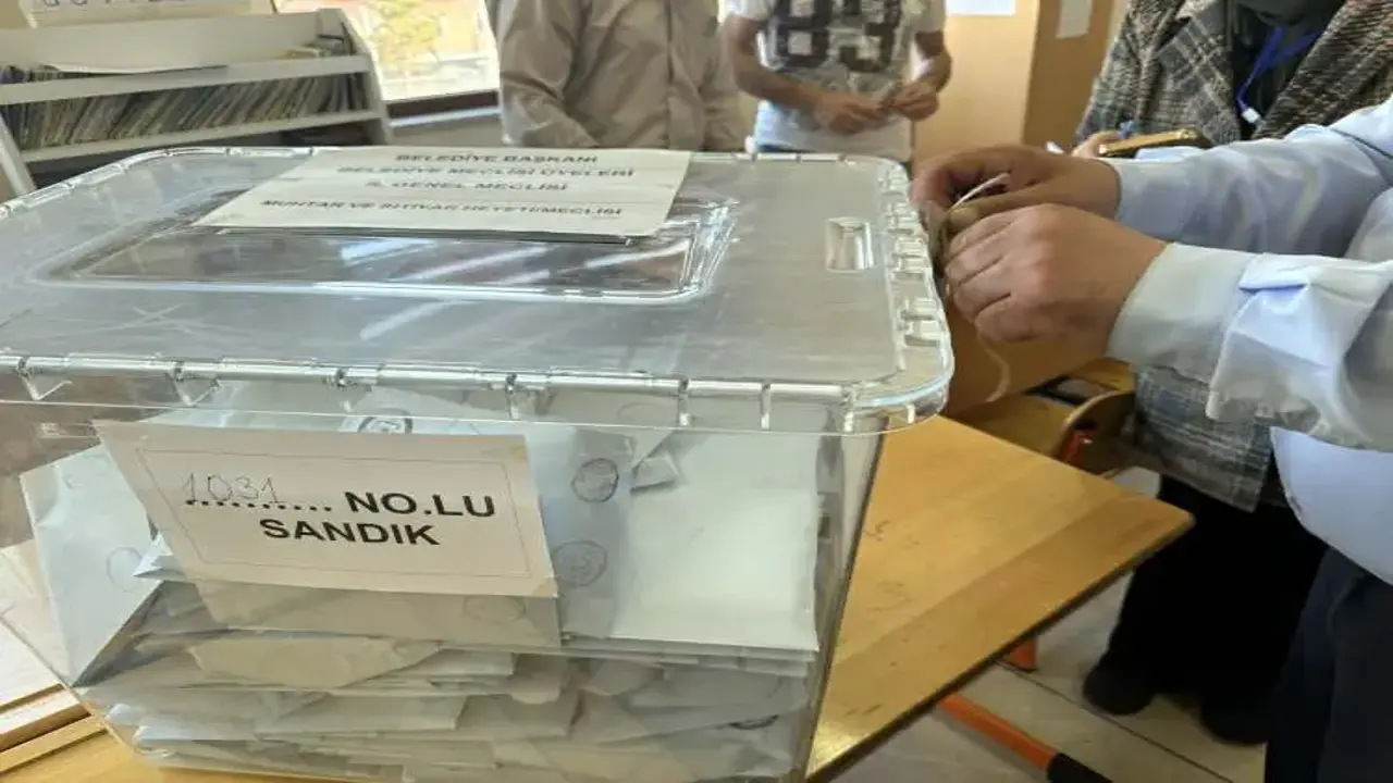CHP'de değişim sonrası ilk anket! Bu pazar seçim olsa hangi partiye oy verirsiniz?