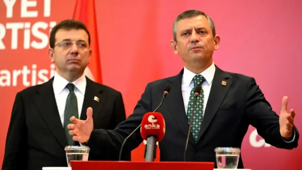 CHP'de İmamoğlu endişesi! Yeni parti öncesi bomba gelişme! Özel'in planı sekteye uğradı