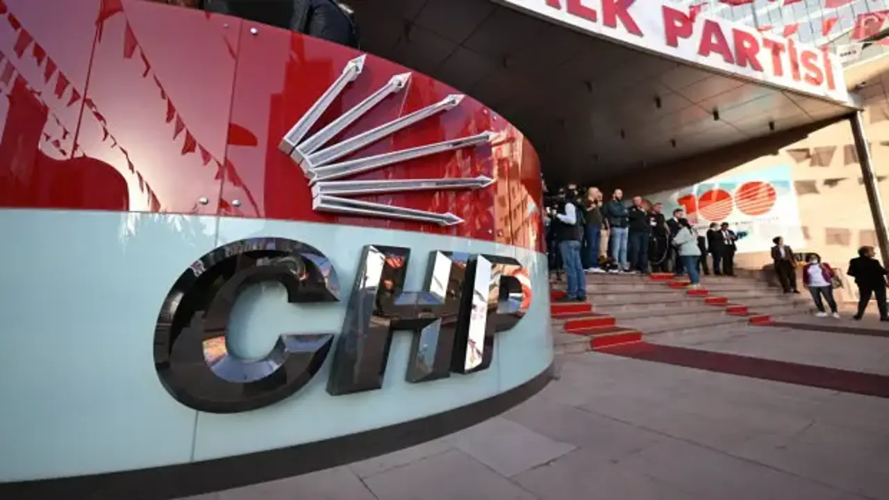 CHP’de vekil savaşları kızıştı! Özgür Özel'in hamlesine Kılıçdaroğlu'ndan karşı hamle