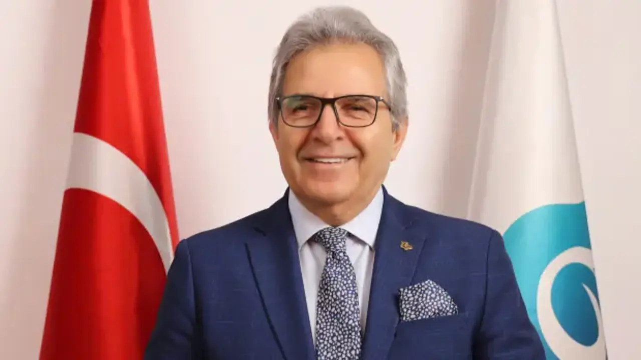 CHP'li Belediye Başkanı trafik kazası geçirdi! Yaralılar var