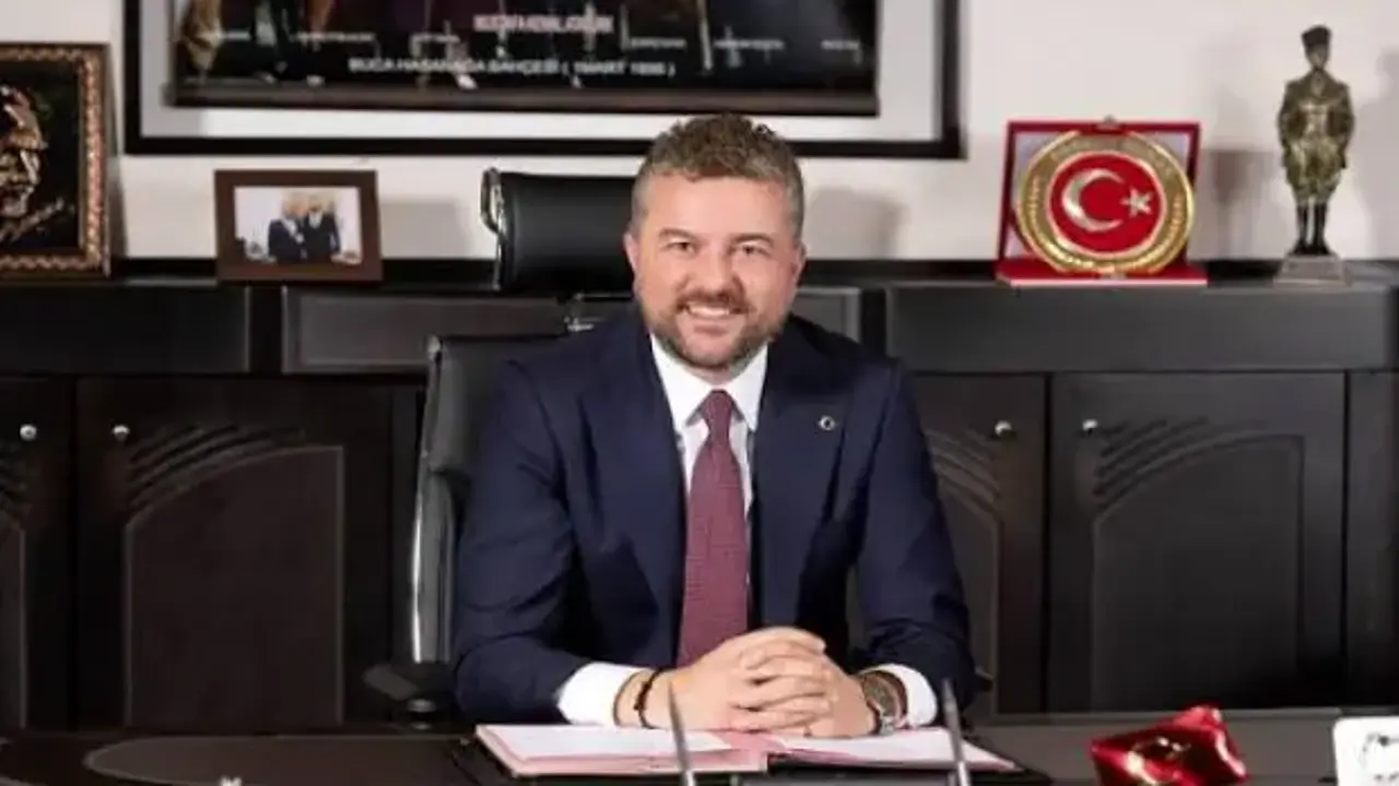 CHP’li Buca Belediyesi'nde yeni skandal: İcraatları eleştiren simitçiye dayak!