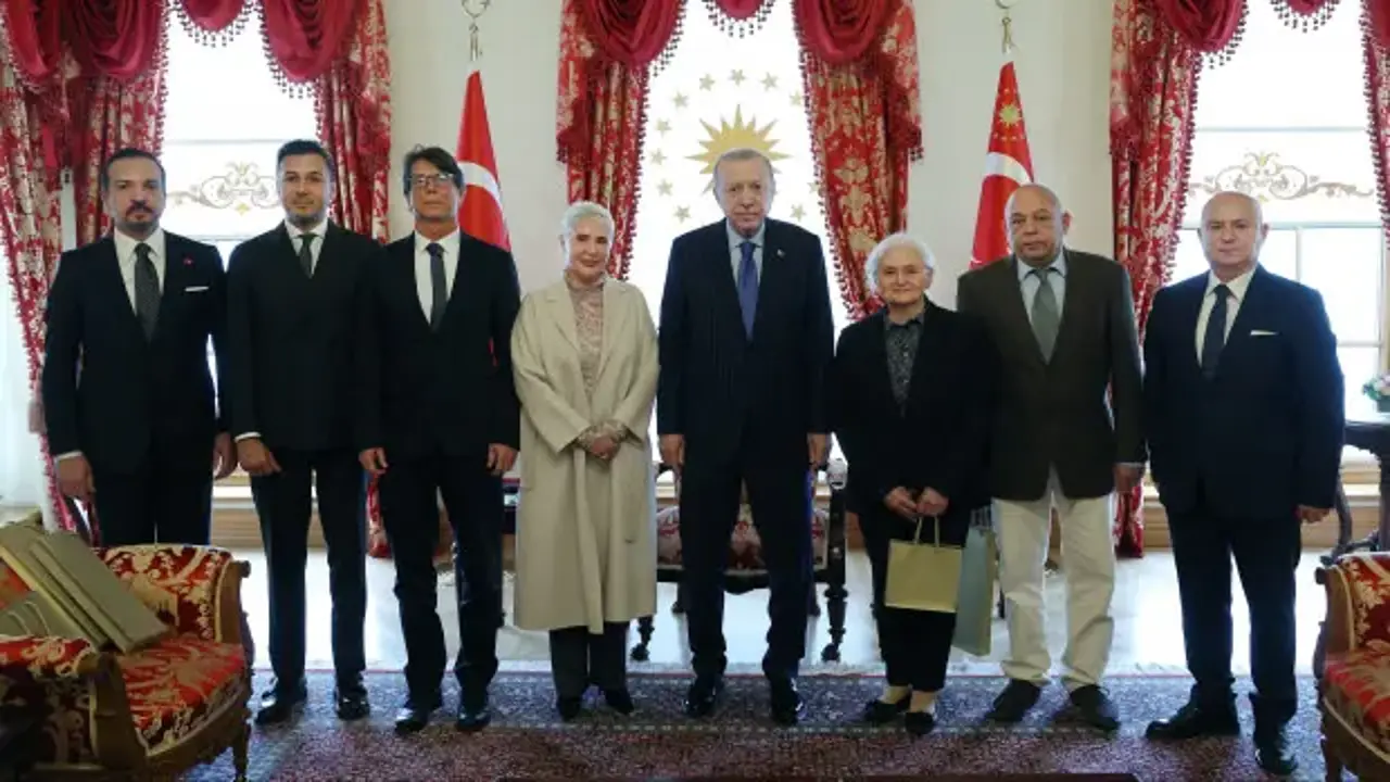 Cumhurbaşkanı Erdoğan, 27 Mayıs darbesi mağdurlarının ailelerini kabul etti