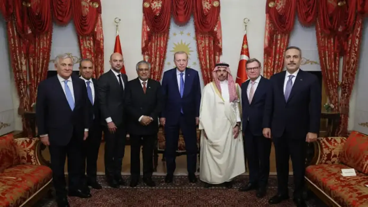 Cumhurbaşkanı Erdoğan, 8 ülkenin Dışişleri Bakanını kabul etti