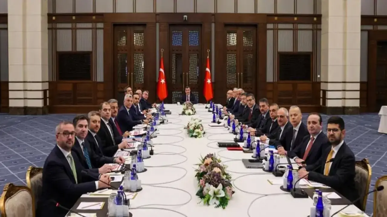 Cumhurbaşkanı Yardımcısı Yılmaz başkanlığında EKK toplandı