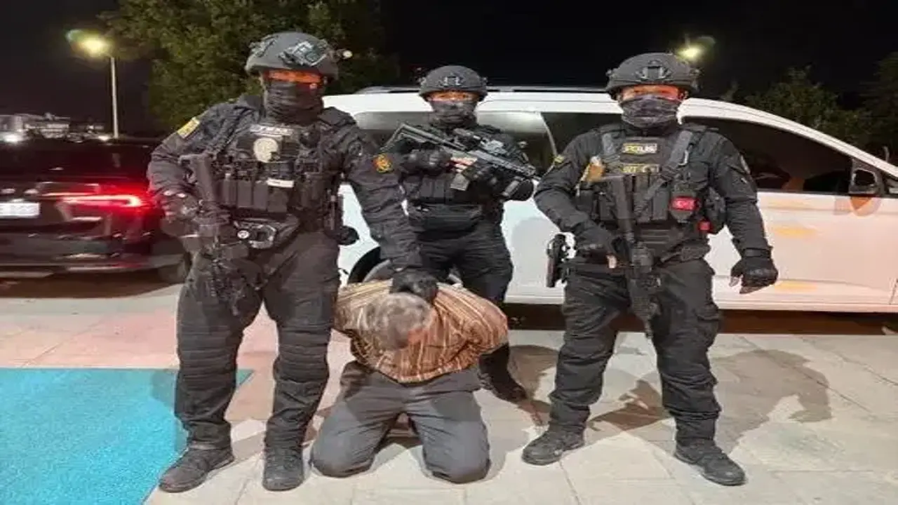 Cumhurbaşkanı'na suikast timinin son firarisi yakalandı! İşte kırmızı listedeki FETÖ'cüler!