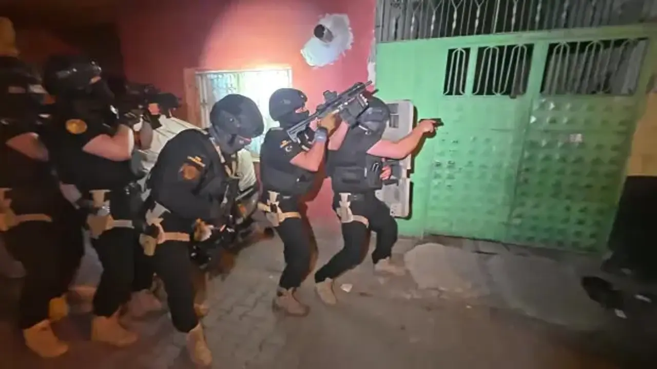 DEAŞ’ın uyuyan hücrelerine özel harekat destekli operasyon: 6 tutuklama