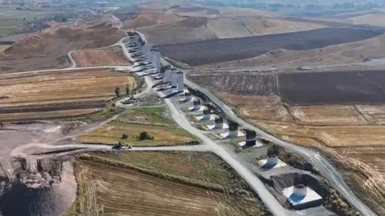 Demir yoluna ilk kez bağlanacak! Projede çalışmalar hızlandı: Yolculuk 1 saat 20 dakika