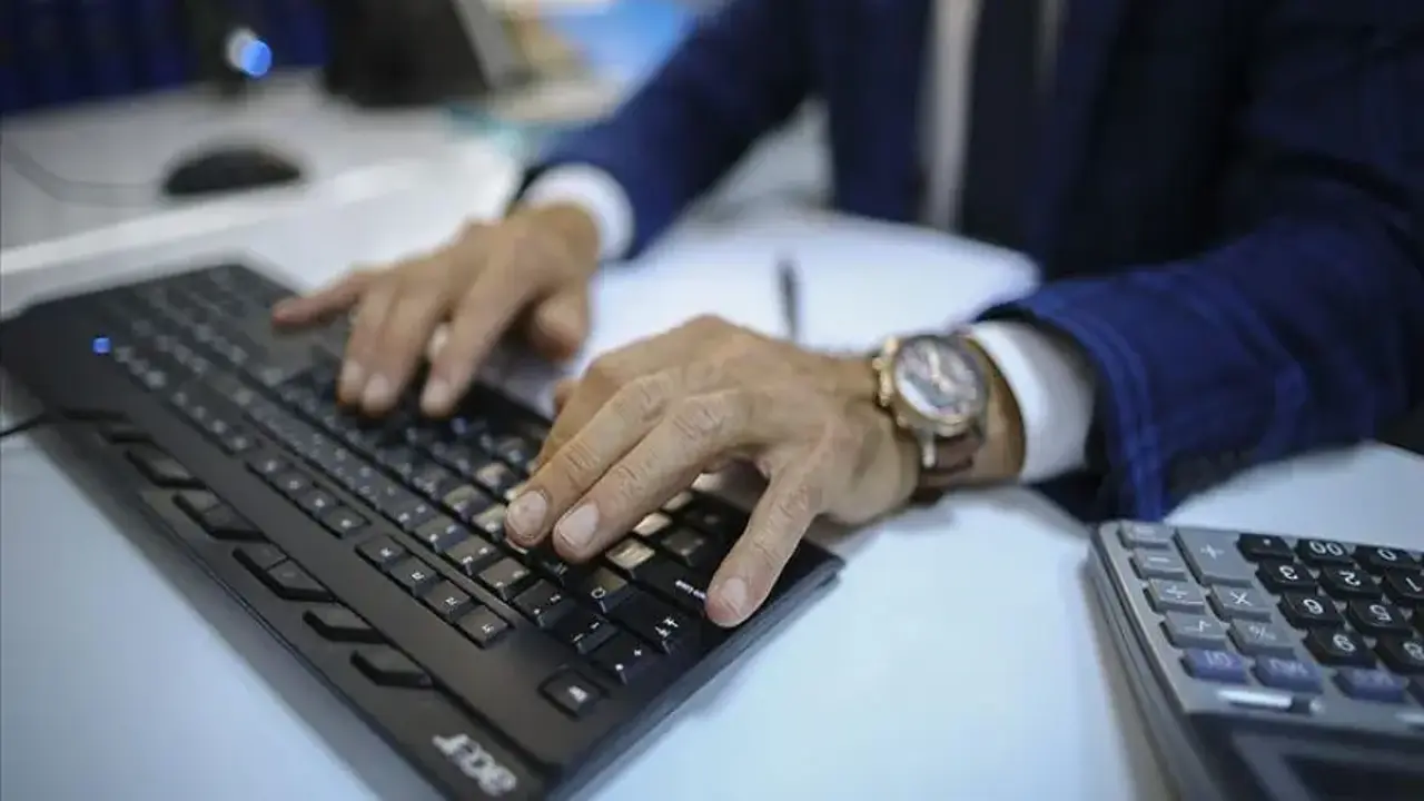 Depremzede mükelleflerin e-defter yükleme tarihi 14 Ağustos'a ertelendi