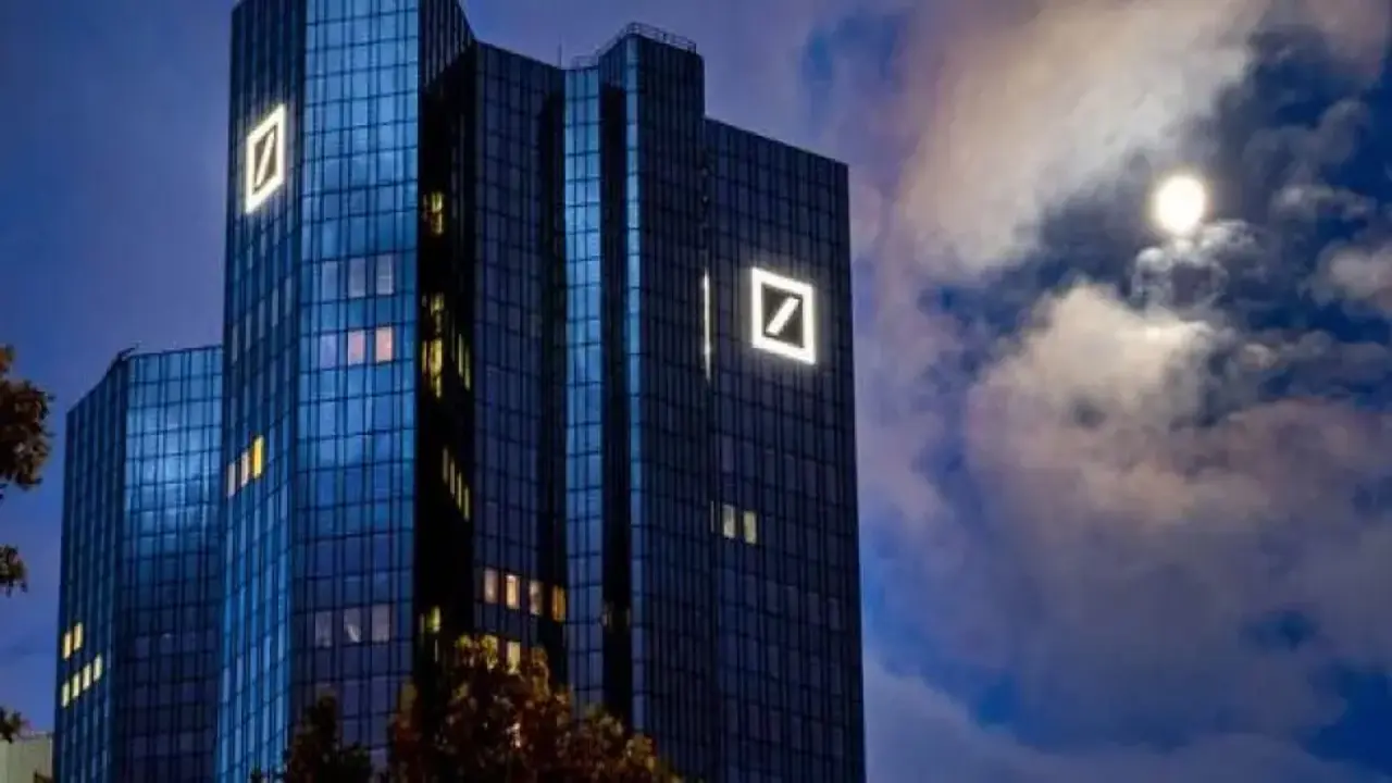 Deutsche Bank'a kara para aklamayı önleme sistemleri için ek süre verildi