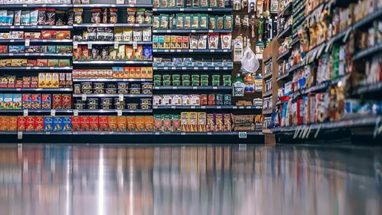 Dev market zincirinde  'alkol' dönemi kapanıyor! Stoklar bitince satış tamamen bitecek