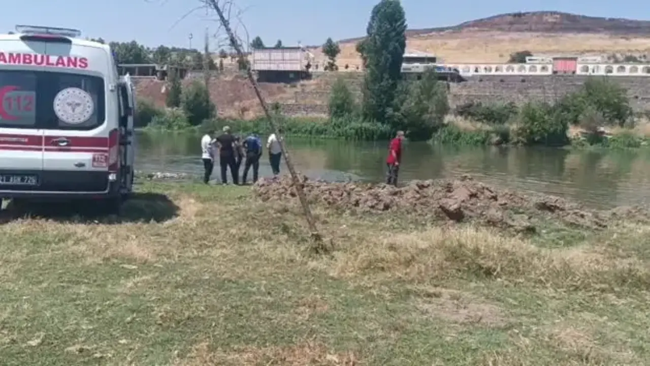 Dicle Nehri'nde erkek cesedi bulundu