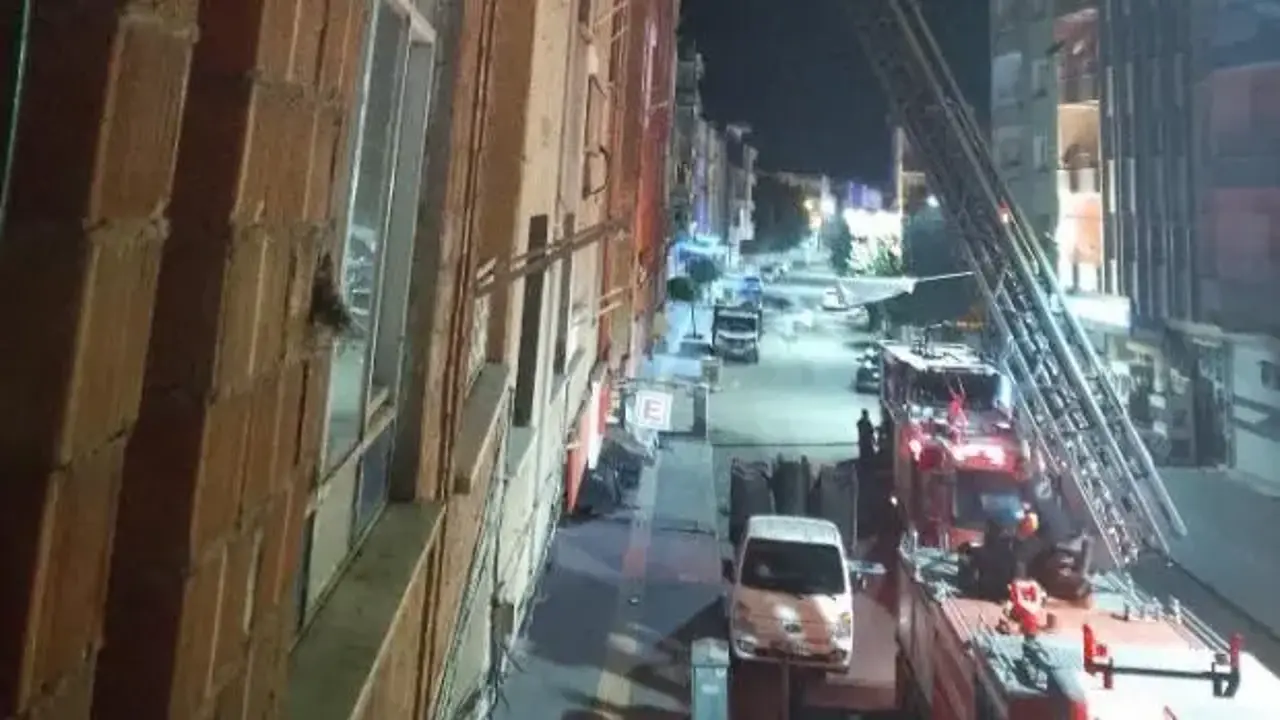Diyarbakır’da aynı ev 9 saat arayla 2 kez yandı