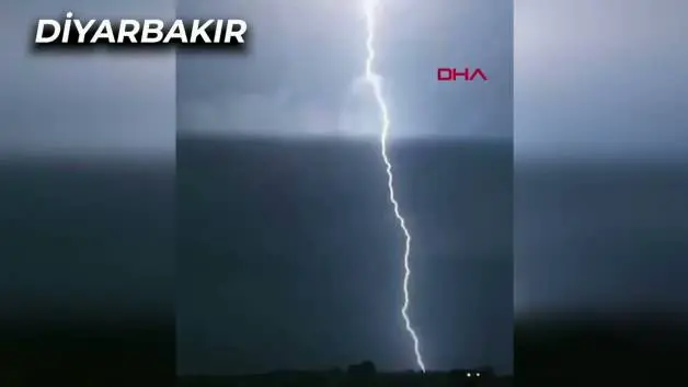 Doğu’da sağanak kabusu: Elazığ’da yıldırım minareyi yıktı