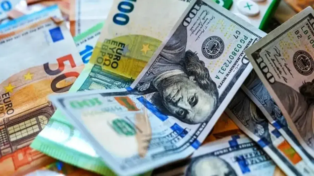 Dolar ve Euro'da günün ilk fiyatları! İşte
