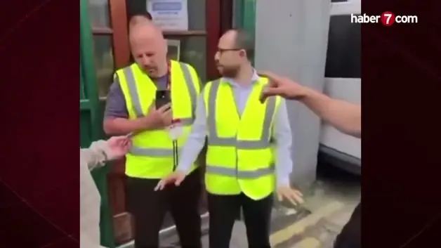 Dublin'de cuma namazı kılan Türklere çirkin saldırı!
