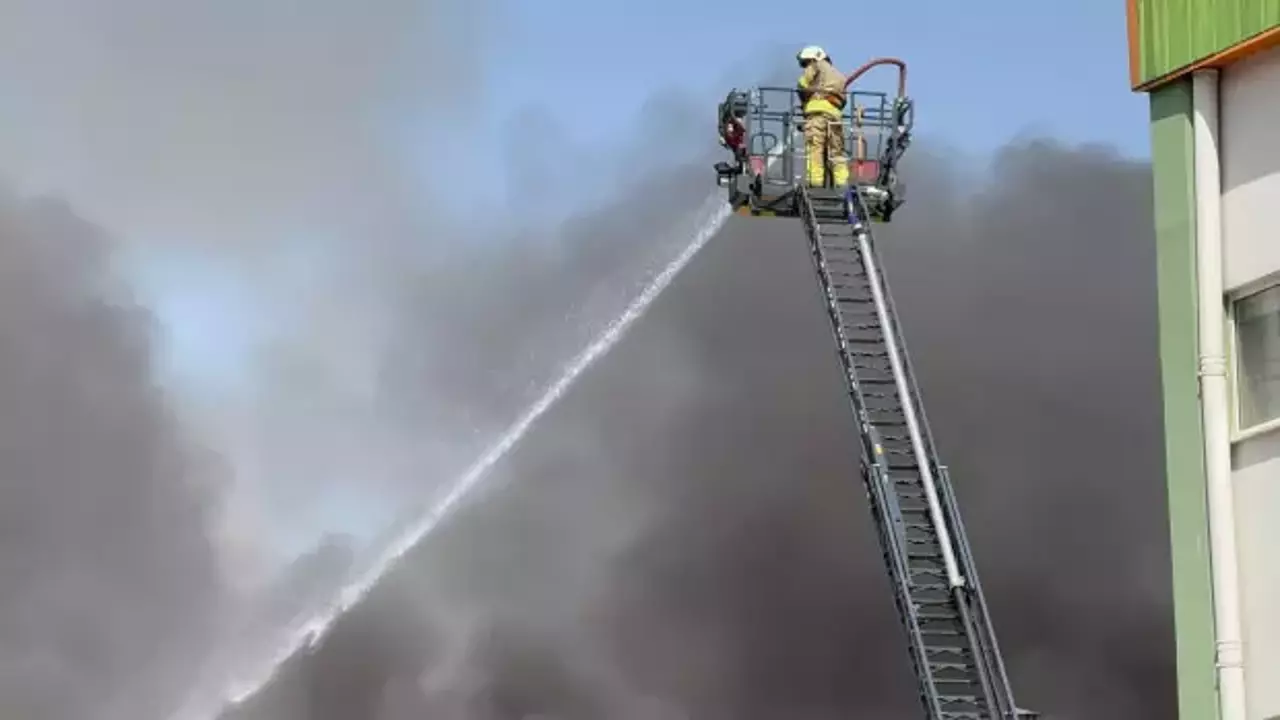 Dudullu Organize Sanayi Bölgesi'nde yangın!