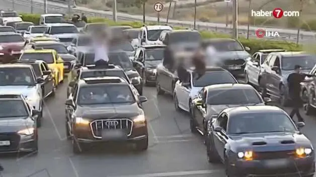 Düğün konvoyunda yolu kapatan 7 sürücüye 695 bin 862 lira ceza!