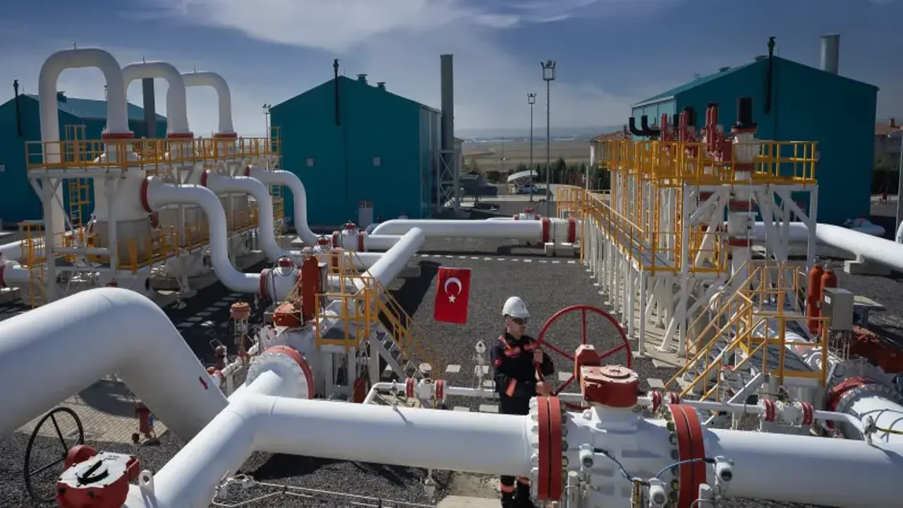 Dünya'nın çevresini 6,5 kez dolaşıyor: Nüfusun yüzde 85'ine doğal gaz ulaştı