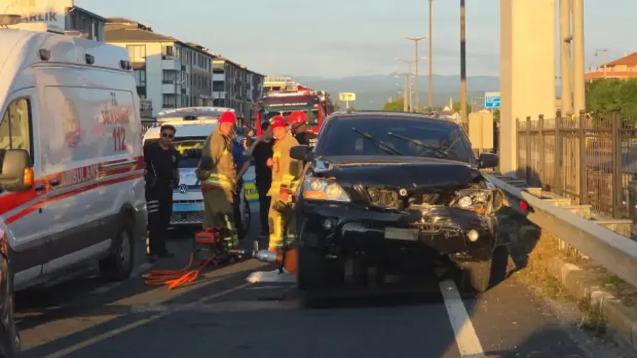 Düzce'de zincirleme trafik kazası: Ölü ve yaralı var!