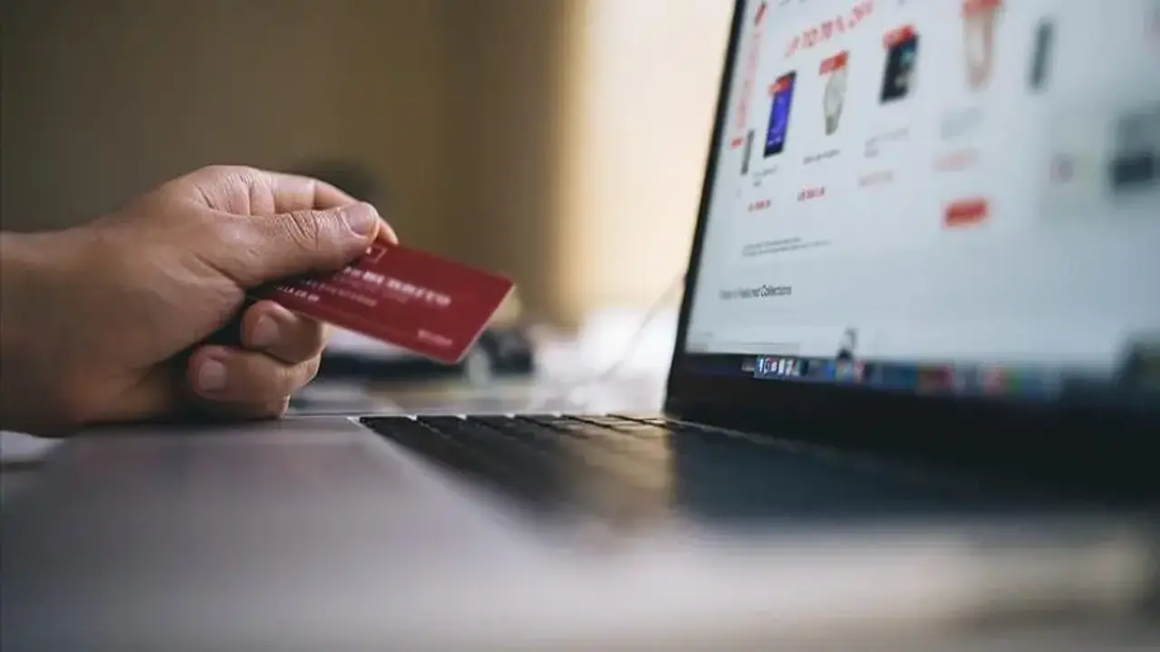 E-ticaret devinden işten çıkarma hamlesi! Yüzlerce çalışanıyla yollarını ayırıyor