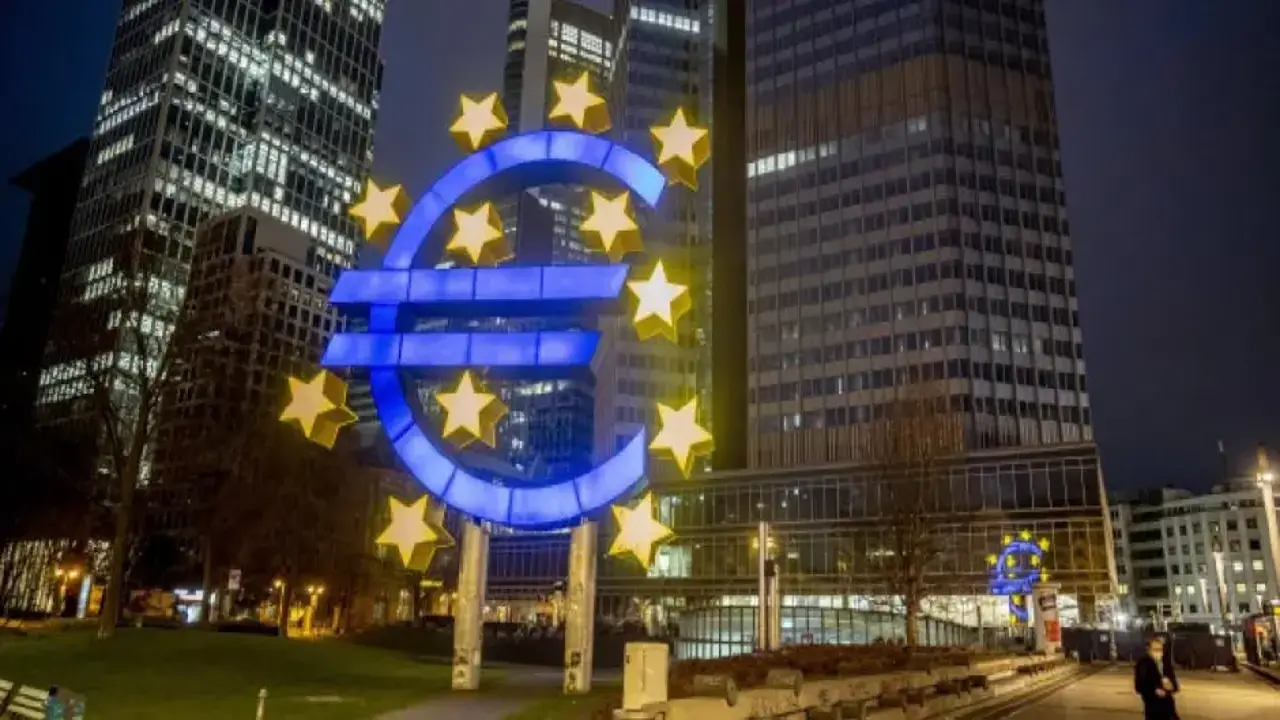 ECB: Maaş artışları kademeli olarak hızlanacak!