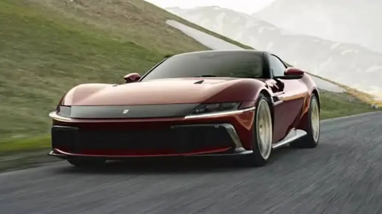 Efsane 15 yıl sonra geri dönüyor! Ferrari tüm ezberleri bozdu