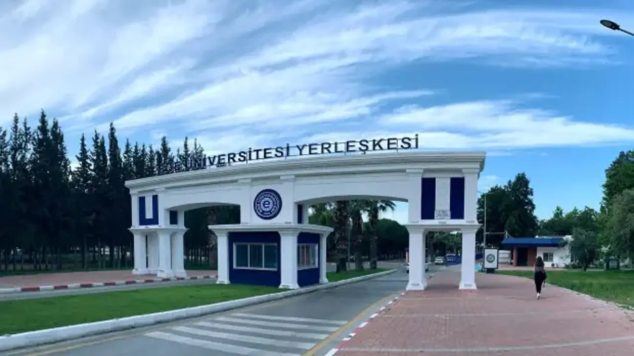 Ege Üniversitesi'ne operasyonda yeni detaylar! 16 şirket ve 150 araca el konuldu!