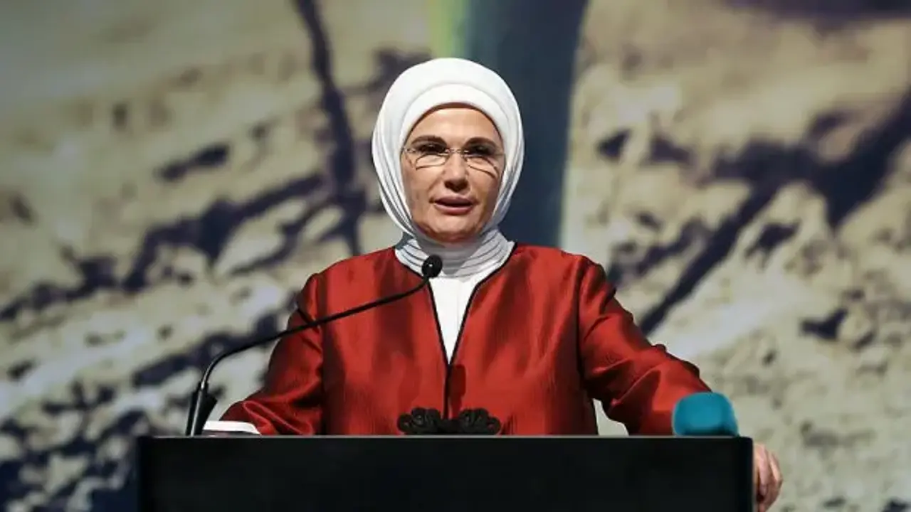 Emine Erdoğan'dan Hıdırellez paylaşımı: Tüm insanlığa huzur getirsin!