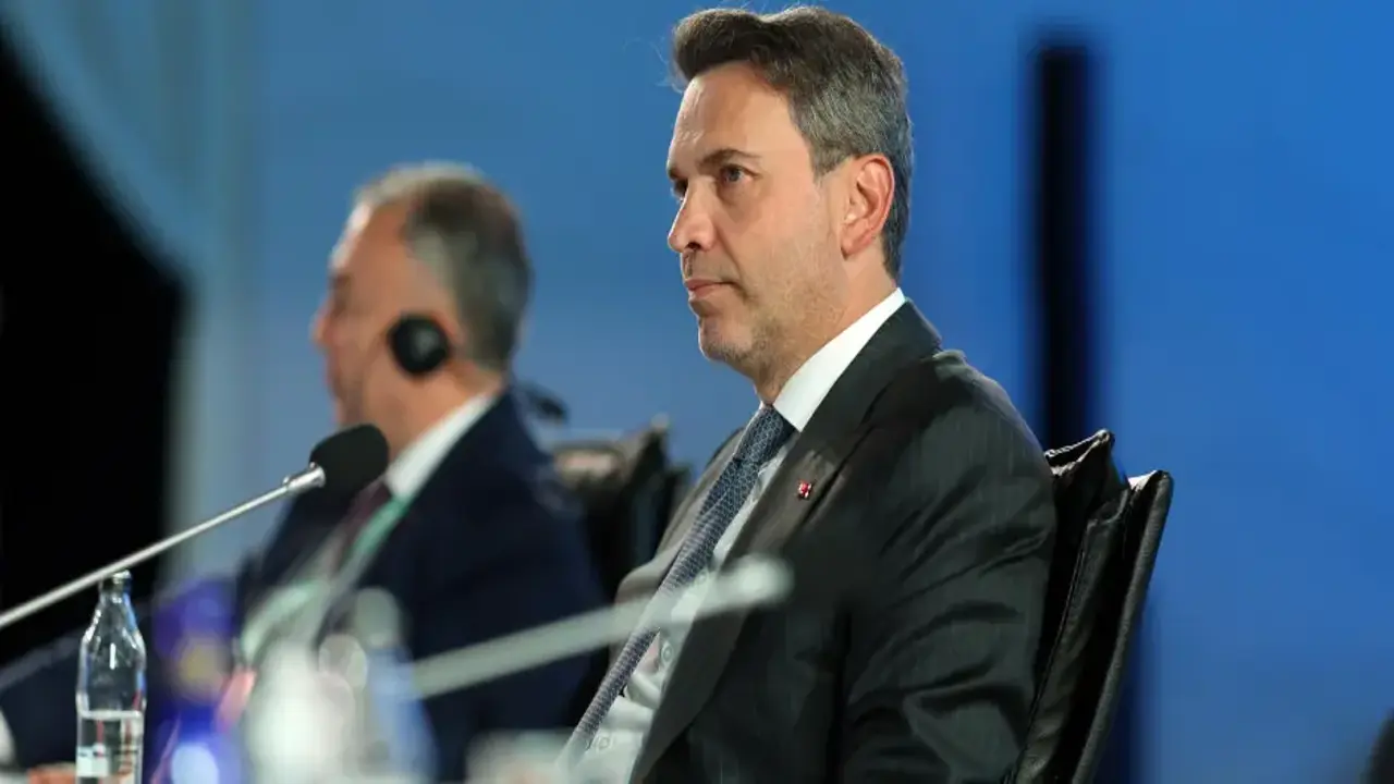 Enerjide 20 milyar dolarlık yeni dönem: Bakan Bayraktar haritayı ilan etti!