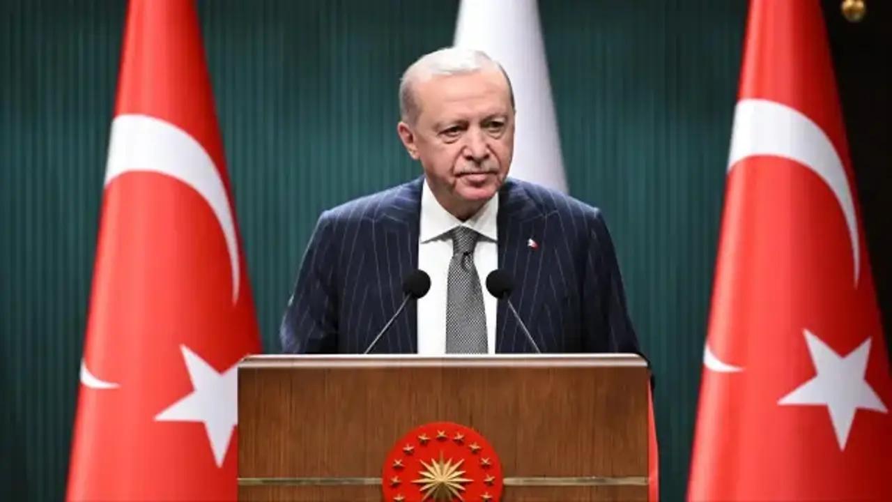 Erdoğan, Türk Silahlı Kuvvetlerini Güçlendirme Vakfının kuruluş yıl dönümünü kutladı