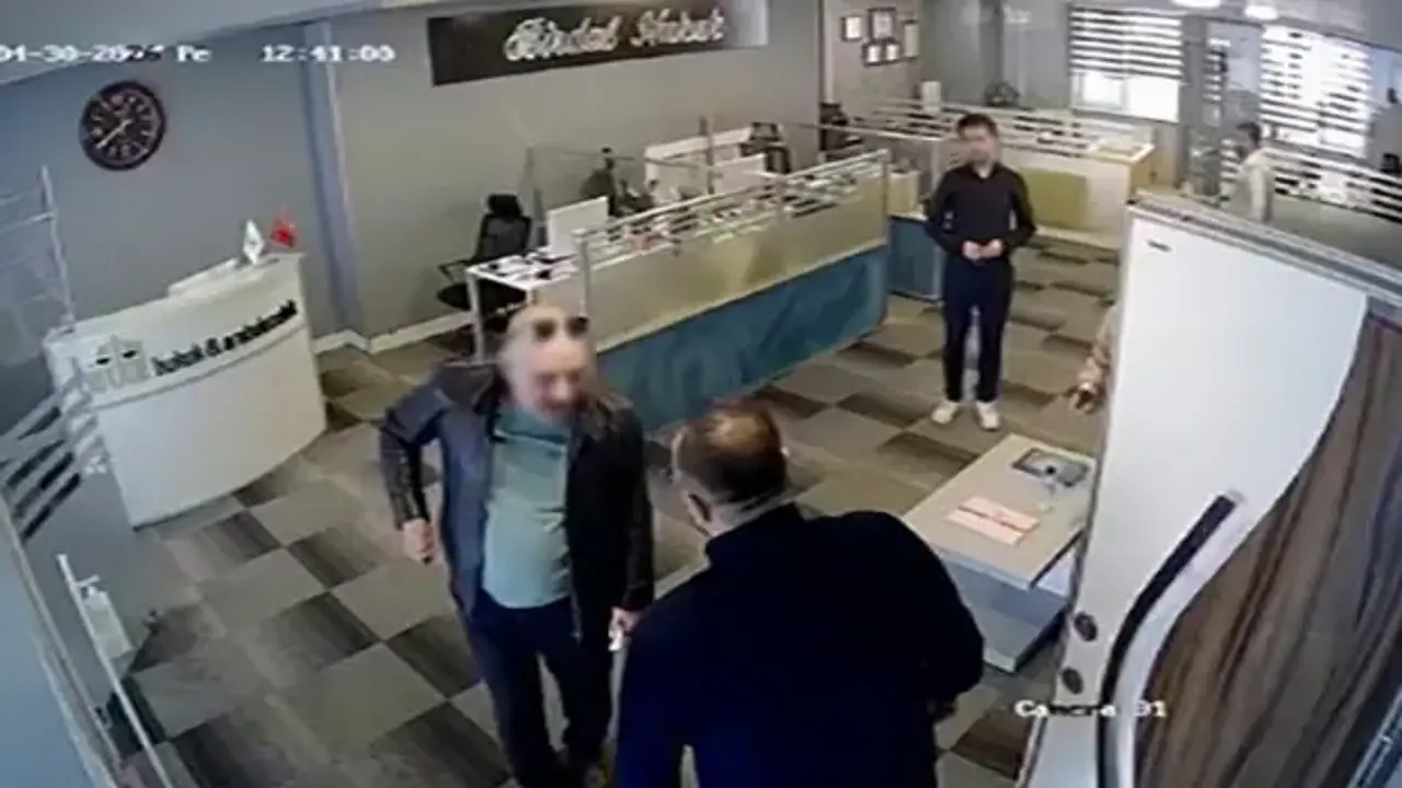 Erzurum'da avukata makamında bıçaklı saldırı: Saldırgan serbest, baro boykotta