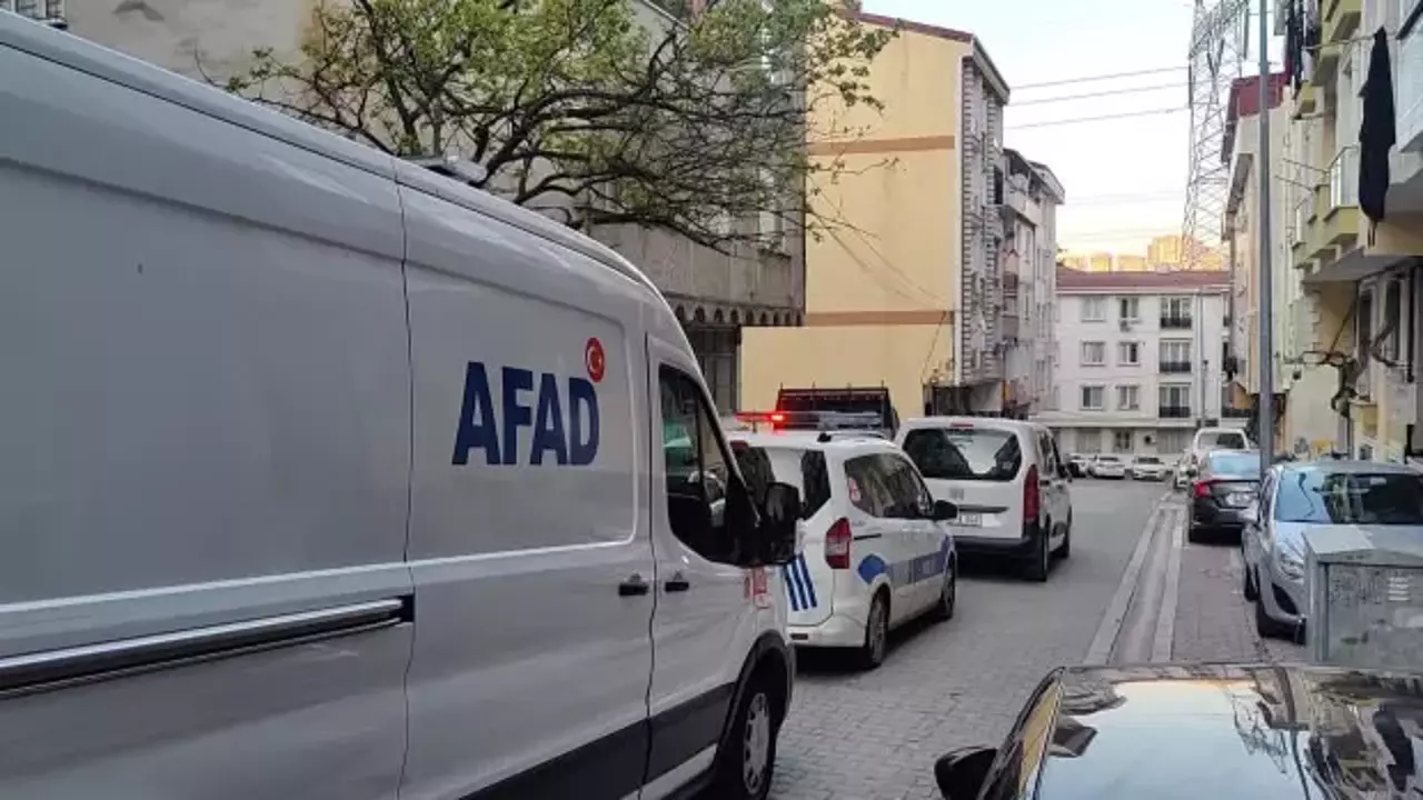 Esenyurt'ta zehirlenme şüphesiyle 7 kişi hastaneye kaldırıldı