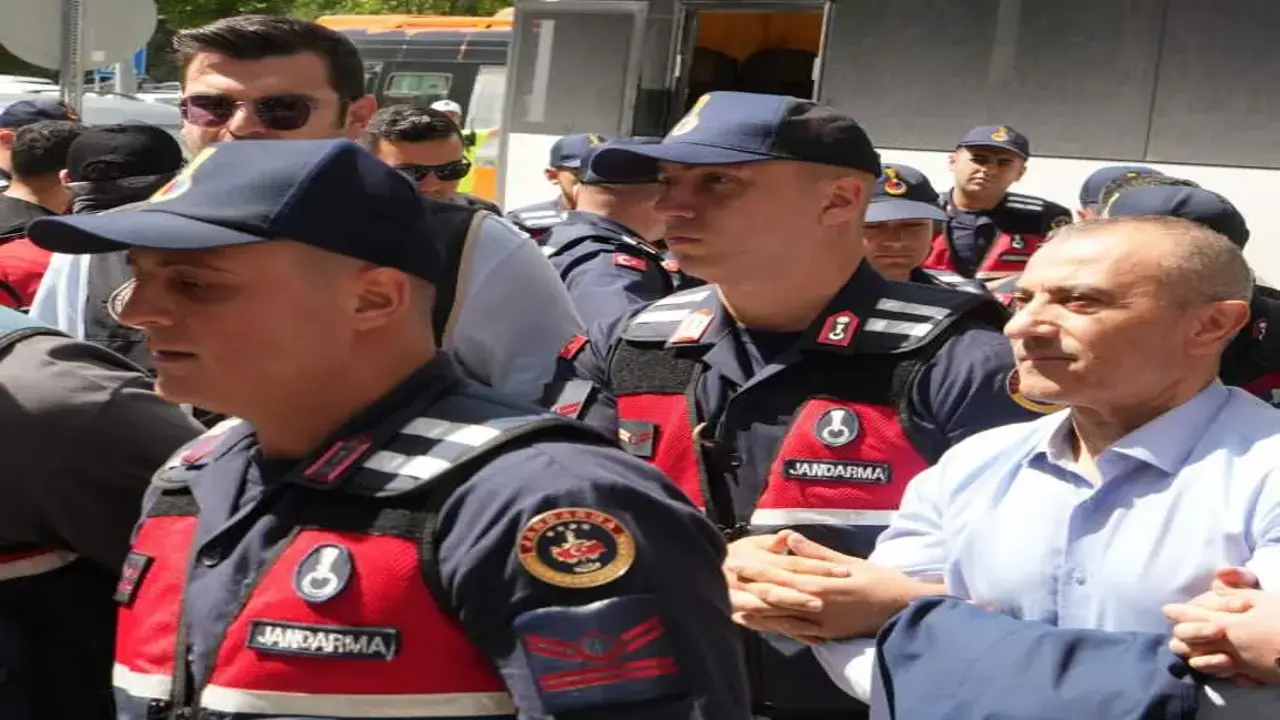 Eski Vali Sonel'in 'suç ağı': Skandal savunması açığa çıktı! Dijital kıskaca alındı
