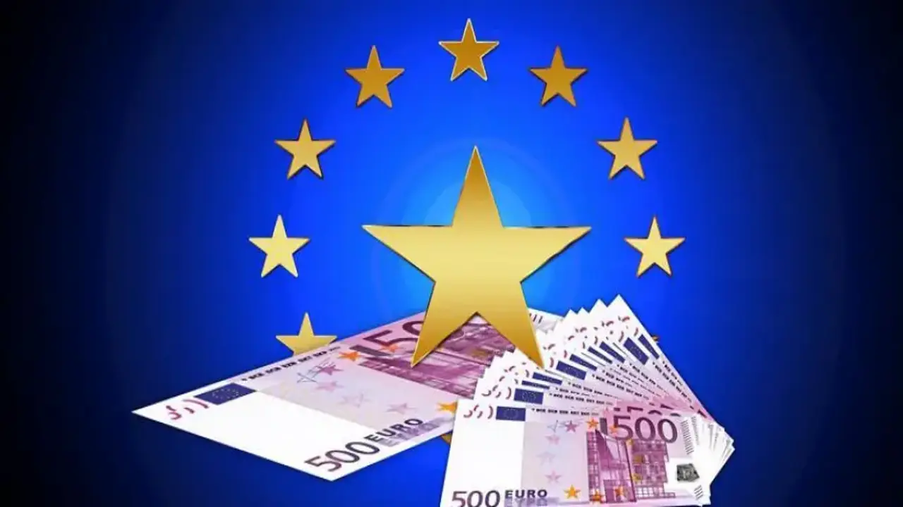 Euro Bölgesi'nde yıllık enflasyon yüzde 3,2 seviyesine ulaştı