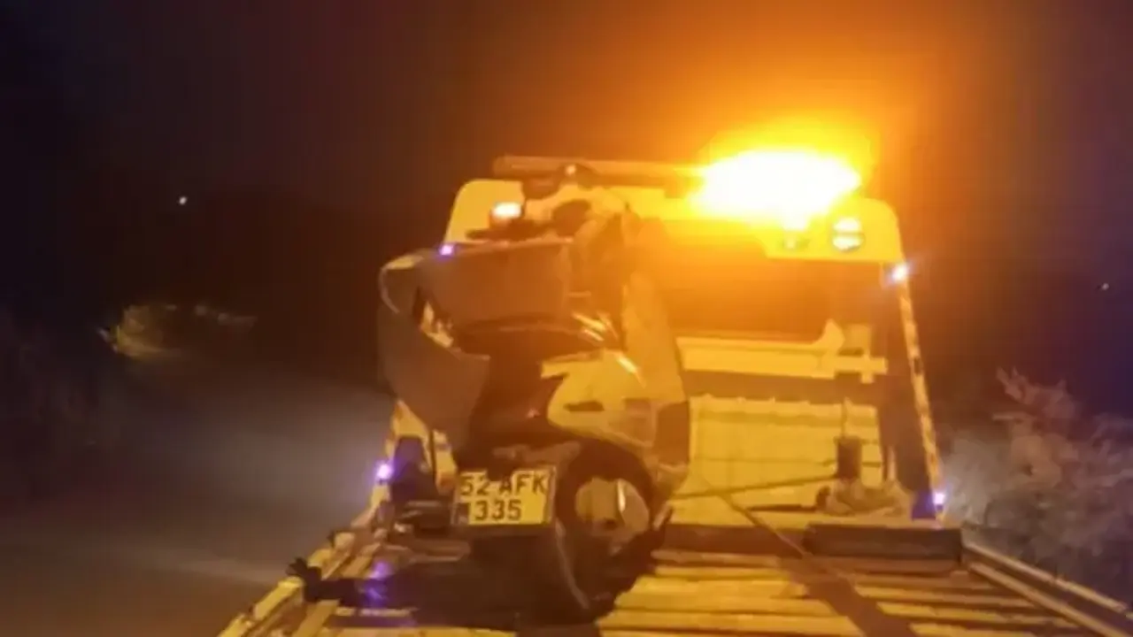 Fatsa'da motosiklet duvara çarptı: 1 ölü