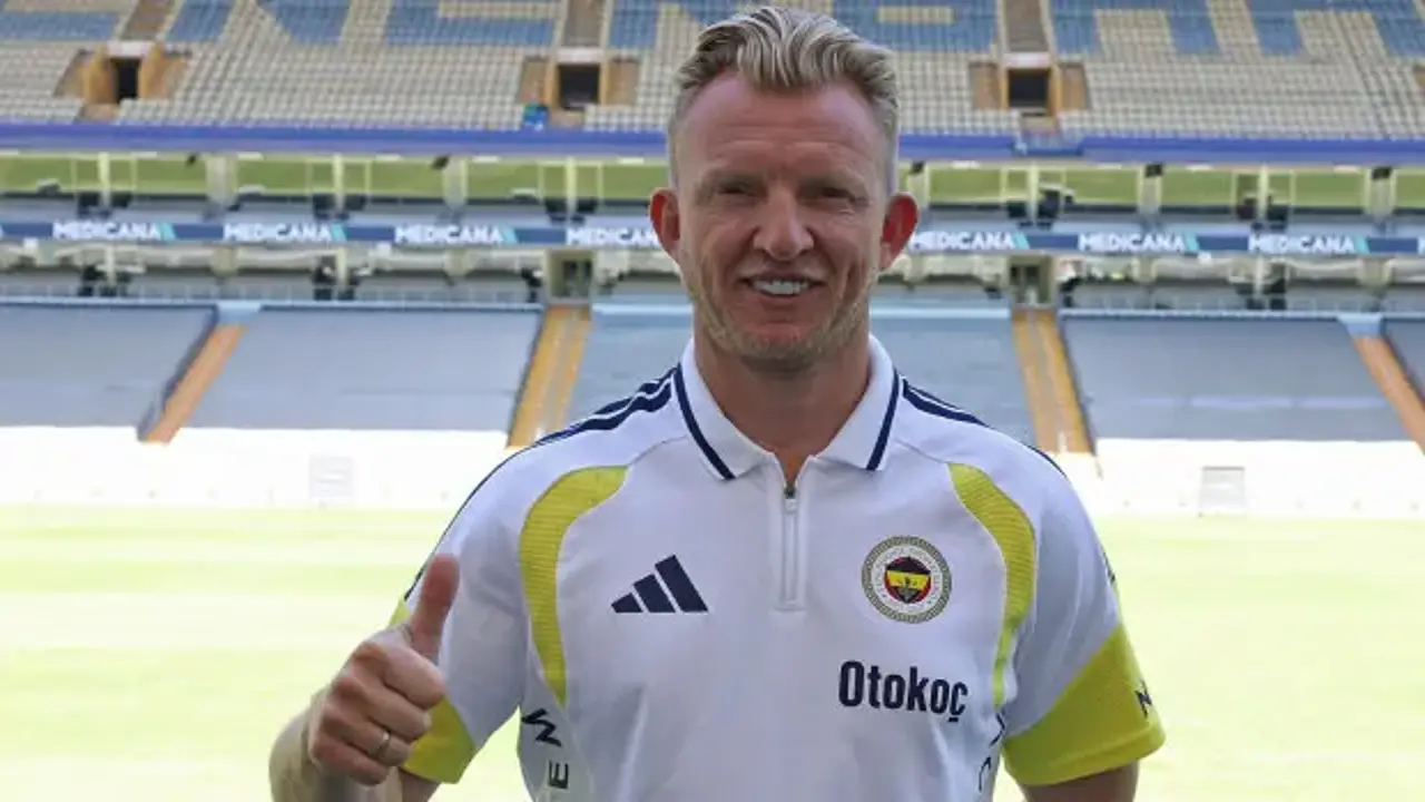 Fenerbahçe açıkladı: Kuyt, İsmail Kartal'ın yardımcısı Oldu