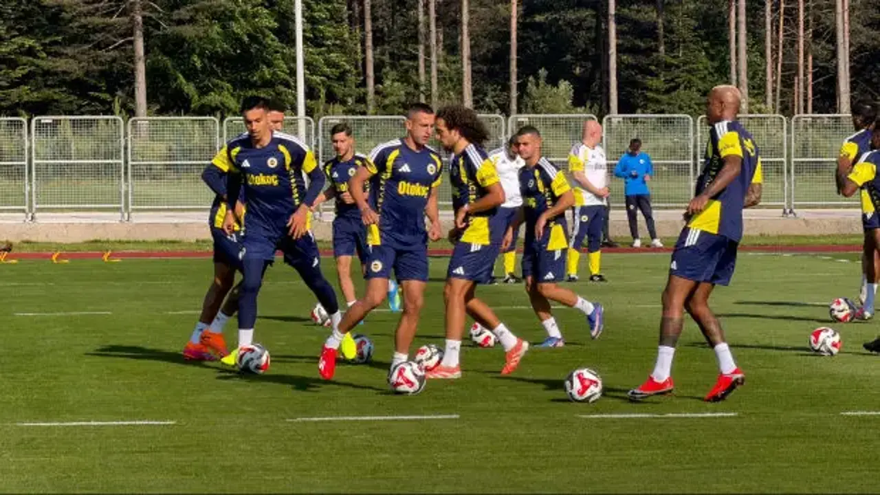 Fenerbahçe'de sezonun ilk antrenmanı