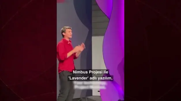 Filistinli aktivisi İsrail’e yapay zeka desteği sunan Amazonu protesto etti