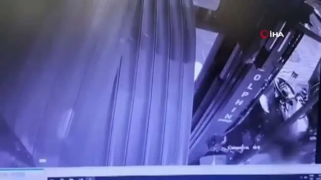 Forklifle kuyumcuyu soydu eşekle kaçtı! İşte o ilginç soygun anı