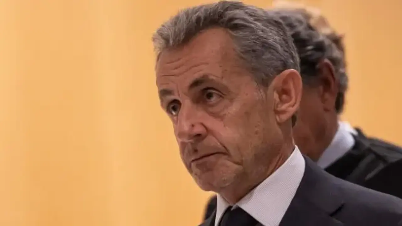 Fransa eski Cumhurbaşkanı Sarkozy için 7 yıl hapis cezası istemi